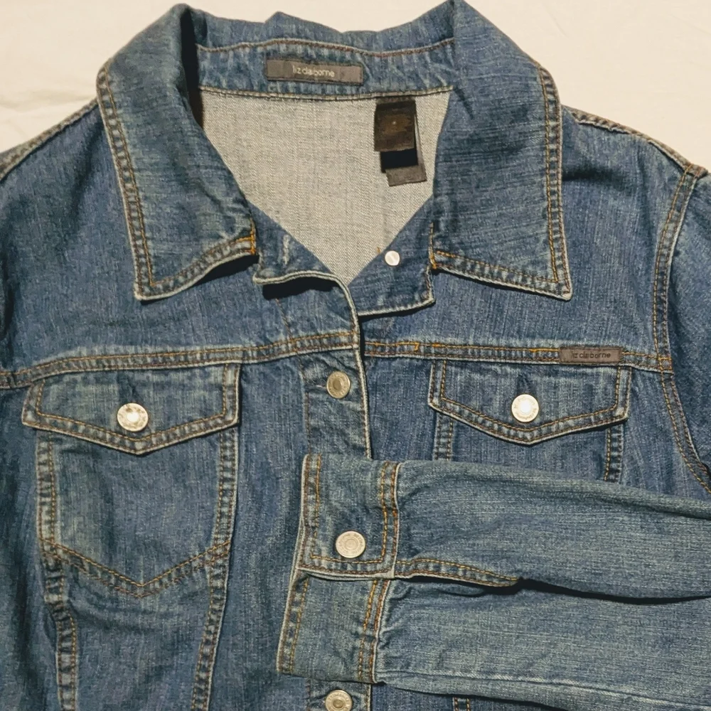 Liz Claiborne Denim Jean Jacket Blue 100% Cotton Button Chest Pockets 2X Plus Sz